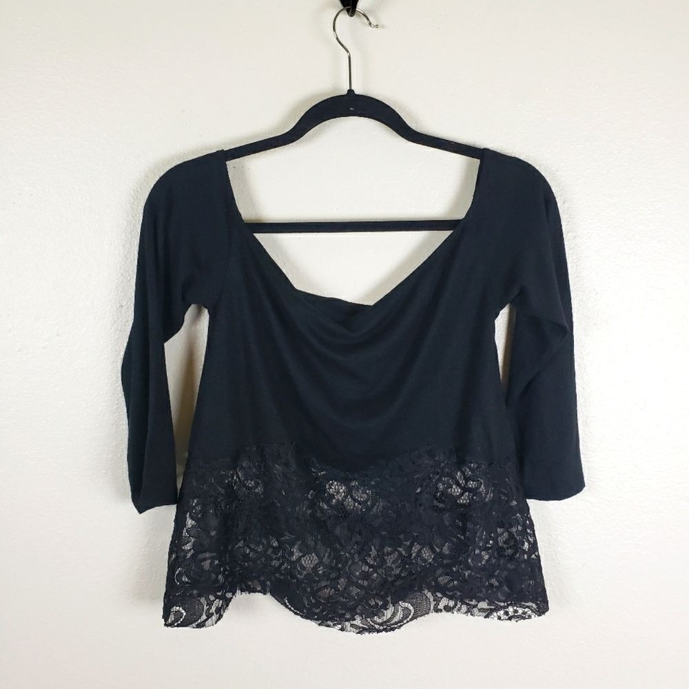 Women's Musier Paris Black Noronha Lace Cold Off Shoulder Crop Top Size 40/06